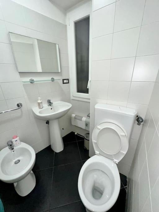 Home Sweet Appartamento Privato 010025-Lt-3625 Genua Exterior foto